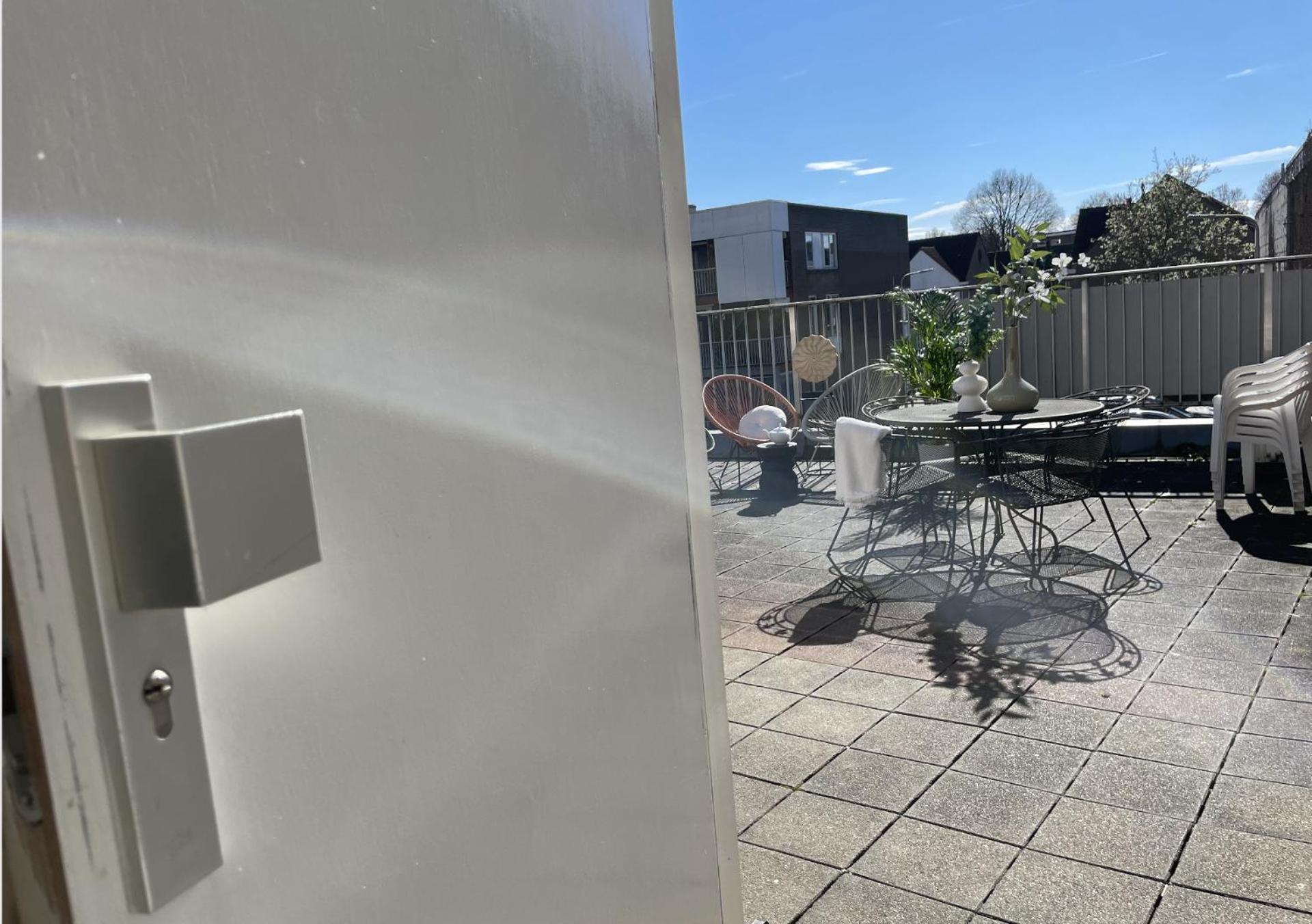 6P Hotspot Wifi Near Poppodium013 And City Center Tilburg Esterno foto