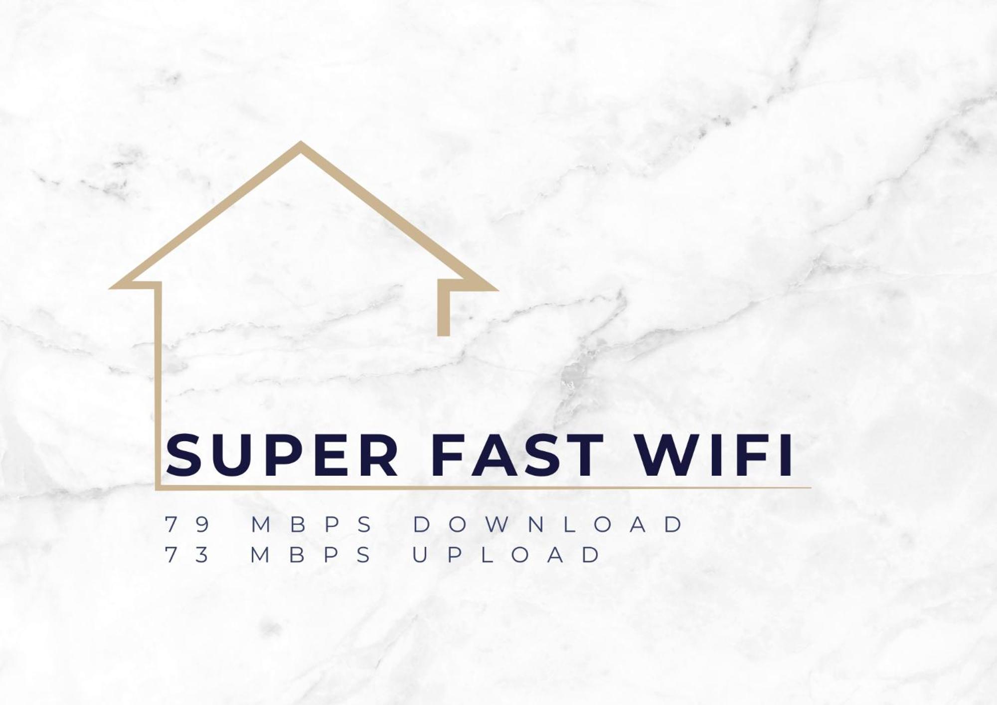 6P Hotspot Wifi Near Poppodium013 And City Center Tilburg Esterno foto