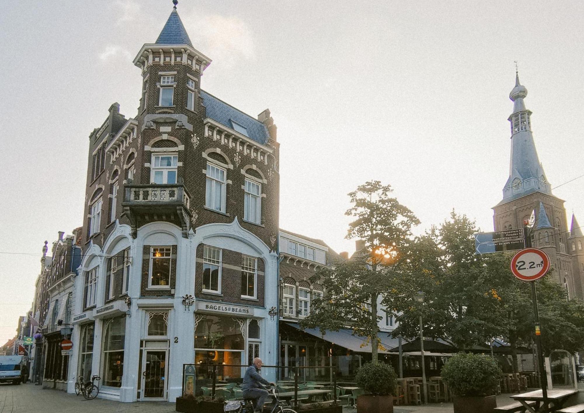 6P Hotspot Wifi Near Poppodium013 And City Center Tilburg Esterno foto